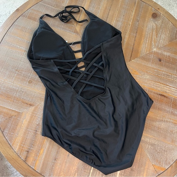 Black Halter One-Piece Swimsuit - Picture 2 of 3